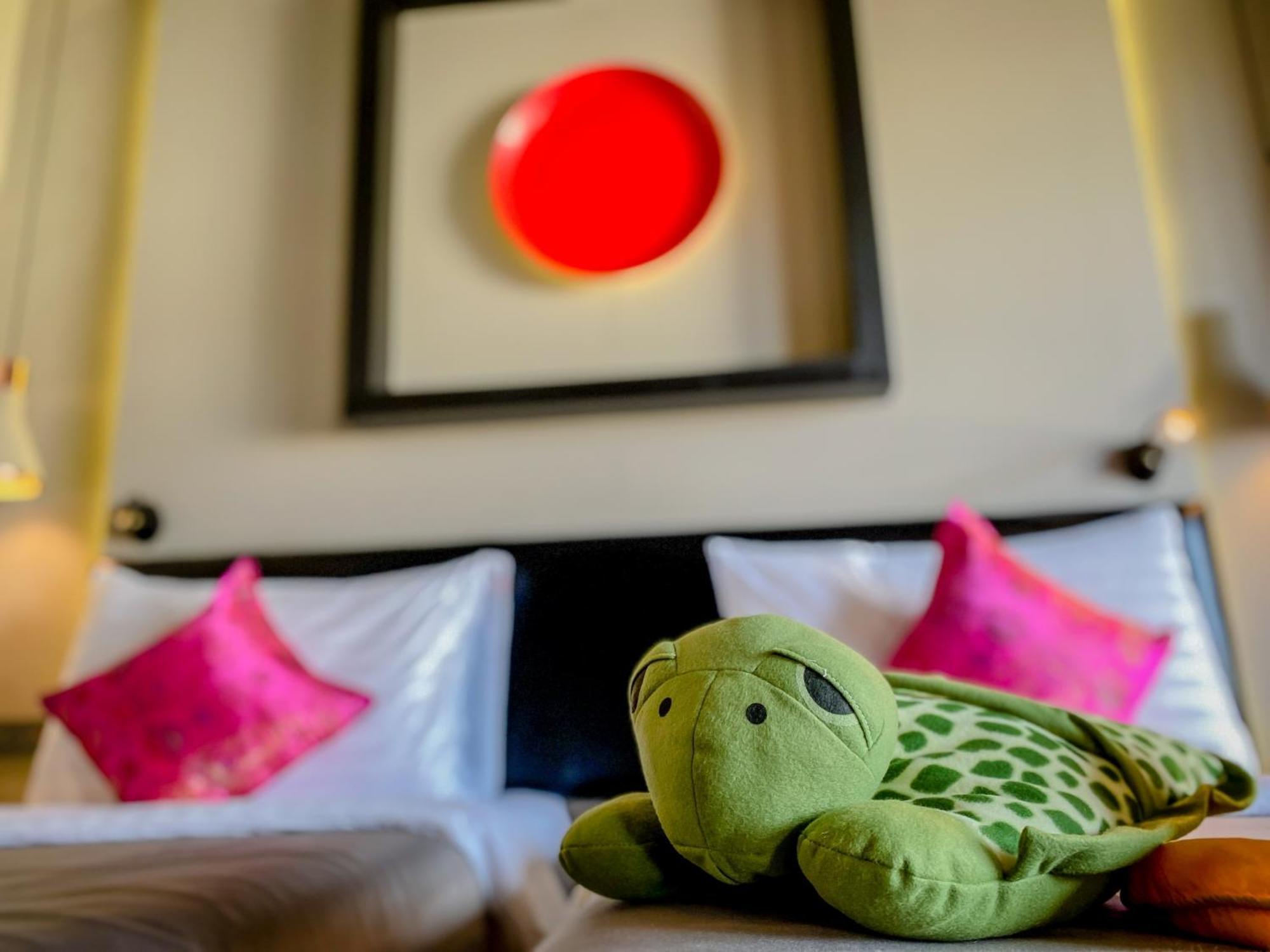 Sino House Phuket Hotel - Sha Plus Rum bild