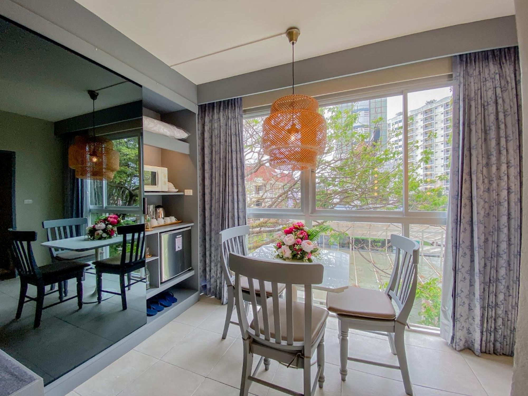 Sino House Phuket Hotel - Sha Plus Rum bild